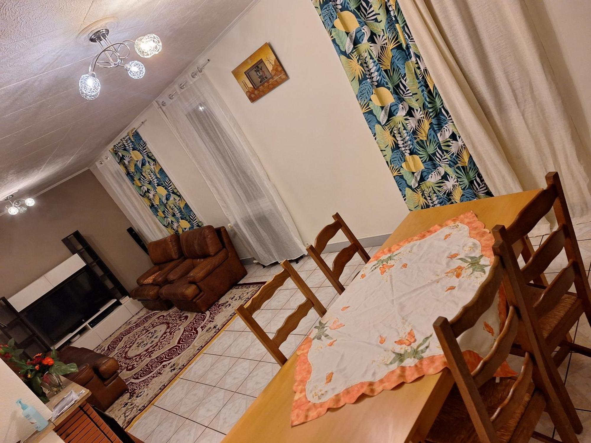 Вилла L'Arche De Yves-Jody Сен-Жан-де-Брей Экстерьер фото